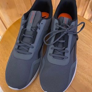 Men’s Reebok size 14 Running Shoe